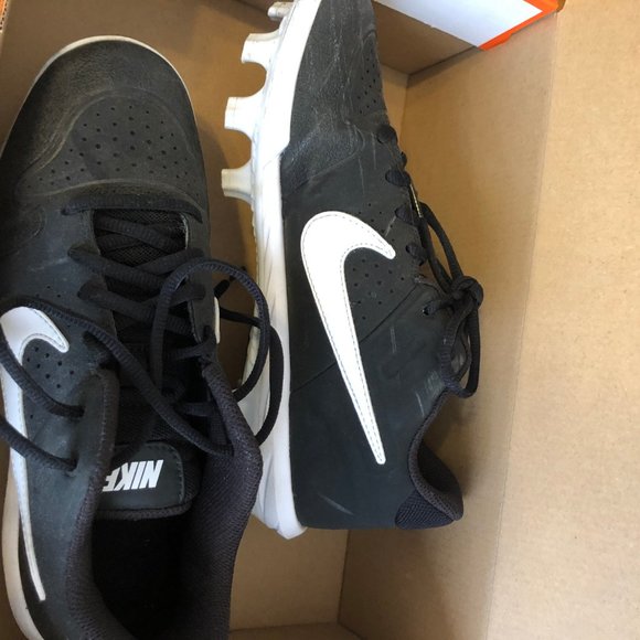 Nike Cleats - Picture 4 of 4